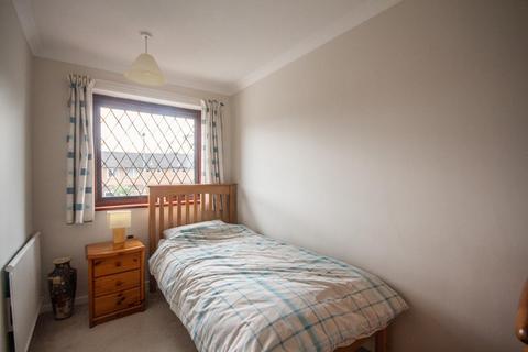 5 Grain Close, Great Shelford, Cambridge, CB22 5AR