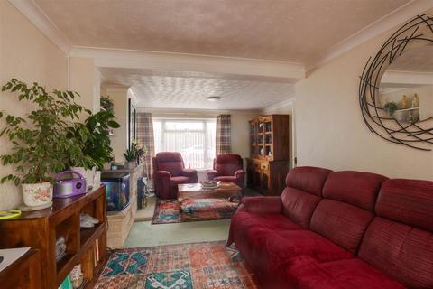 3 bedroom semi-detached house for sale, Bertram Avenue, Clacton-On-Sea CO16