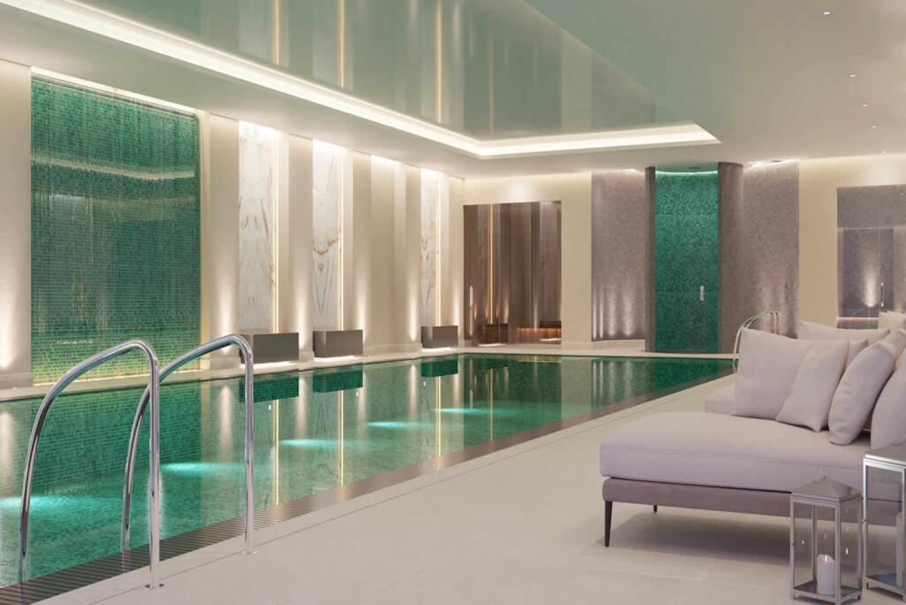 Residents pool