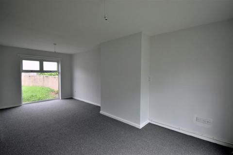 2 bedroom end of terrace house for sale, Hambleton Way, Chilton