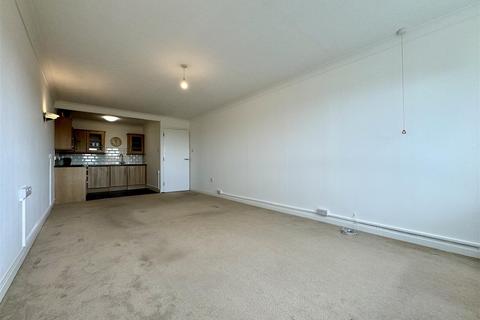 1 bedroom retirement property to rent, Terminus Road, Bexhill-On-Sea TN39