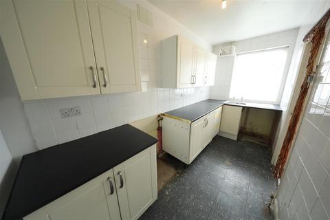 33 Bentley Grove, Hull, HU6 8NP