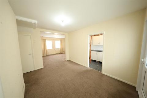 33 Bentley Grove, Hull, HU6 8NP