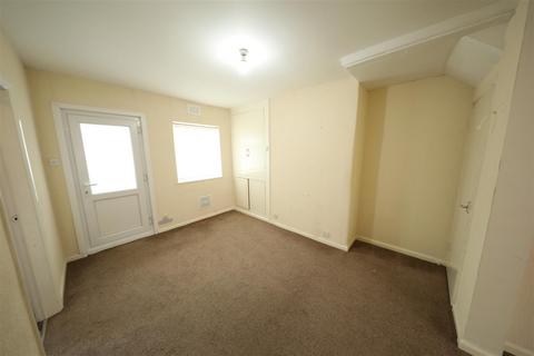 33 Bentley Grove, Hull, HU6 8NP