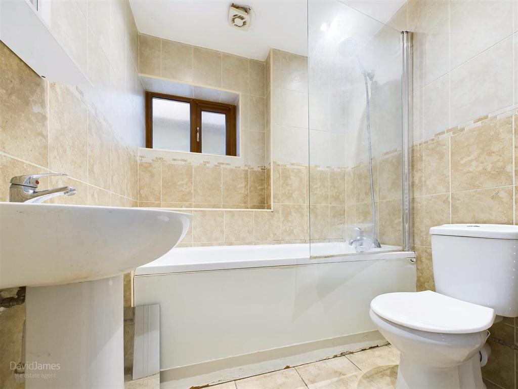 Lower Ground Floor Bedroom Four En-suite