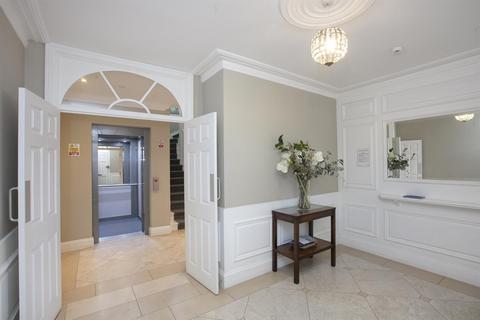 68b Grove Lane, London, SE5 8ST