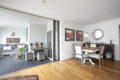 68b Grove Lane, London, SE5 8ST