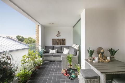 68b Grove Lane, London, SE5 8ST