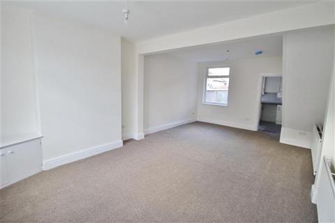 2 bedroom terraced house to rent, Annie Street, Salford