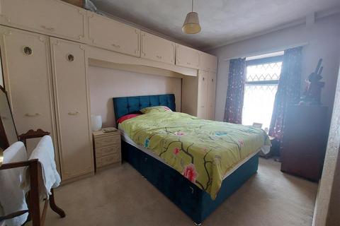 3 bedroom end of terrace house for sale, West Street, Gorseinon, Swansea