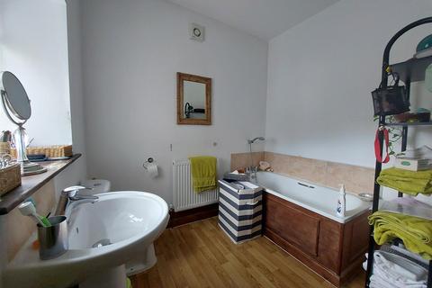 3 bedroom end of terrace house for sale, West Street, Gorseinon, Swansea