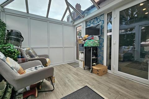 57 Barn Lane, Solihull, B92 7ND