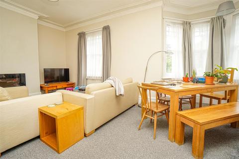 3 bedroom flat for sale, St. Matthews Gardens, St. Leonards-On-Sea