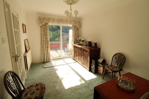 4 bedroom house for sale, Merton Road, Daventry