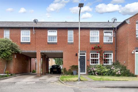 4 bedroom terraced house for sale, Priory Street, Newport Pagnell