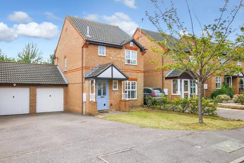 3 bedroom detached house to rent, Ravenscar Court, Emerson Valley