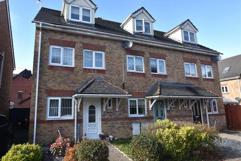 4 bedroom end of terrace house for sale, Tamworth Drive, Barrow-In-Furness