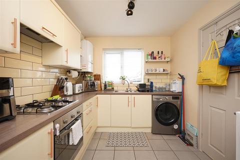2 Easdale Close, Dalton-in-furness, LA15 8ST