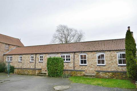 3 bedroom barn conversion to rent, Meltonby