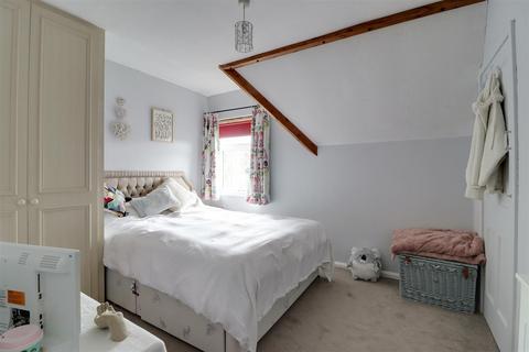 6 Melton Fields, Melton, North Ferriby, HU14 3HE