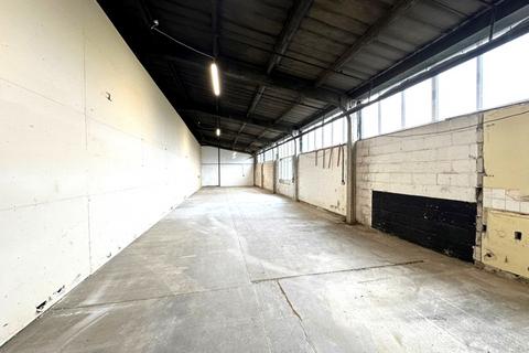 Industrial unit to rent, Unit 4a, Bowles Well Gardens, Folkestone, Kent