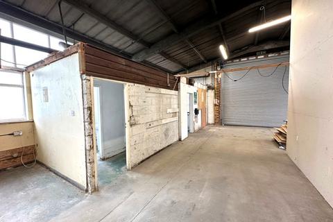 Industrial unit to rent, Unit 4a, Bowles Well Gardens, Folkestone, Kent