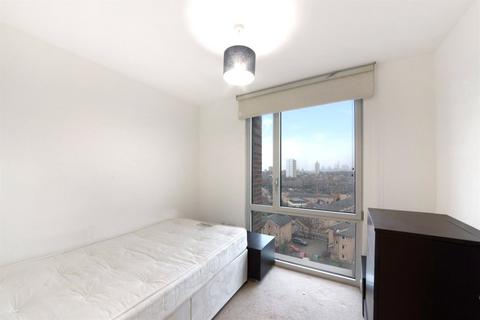3 bedroom apartment to rent, St Andrews, Bow, London, E3