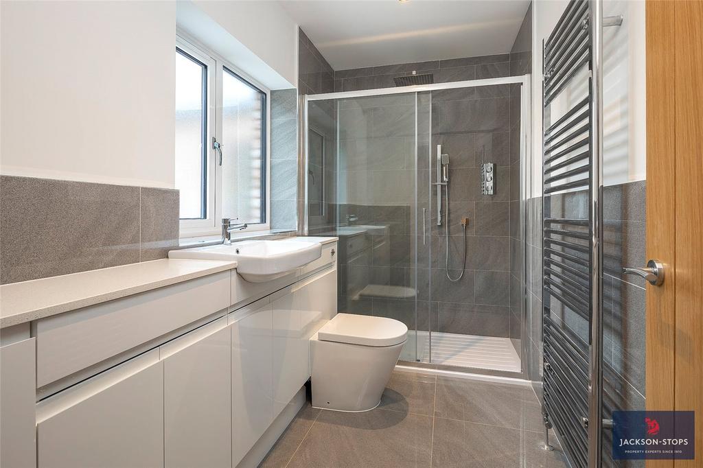 Ensuite To Bed 2