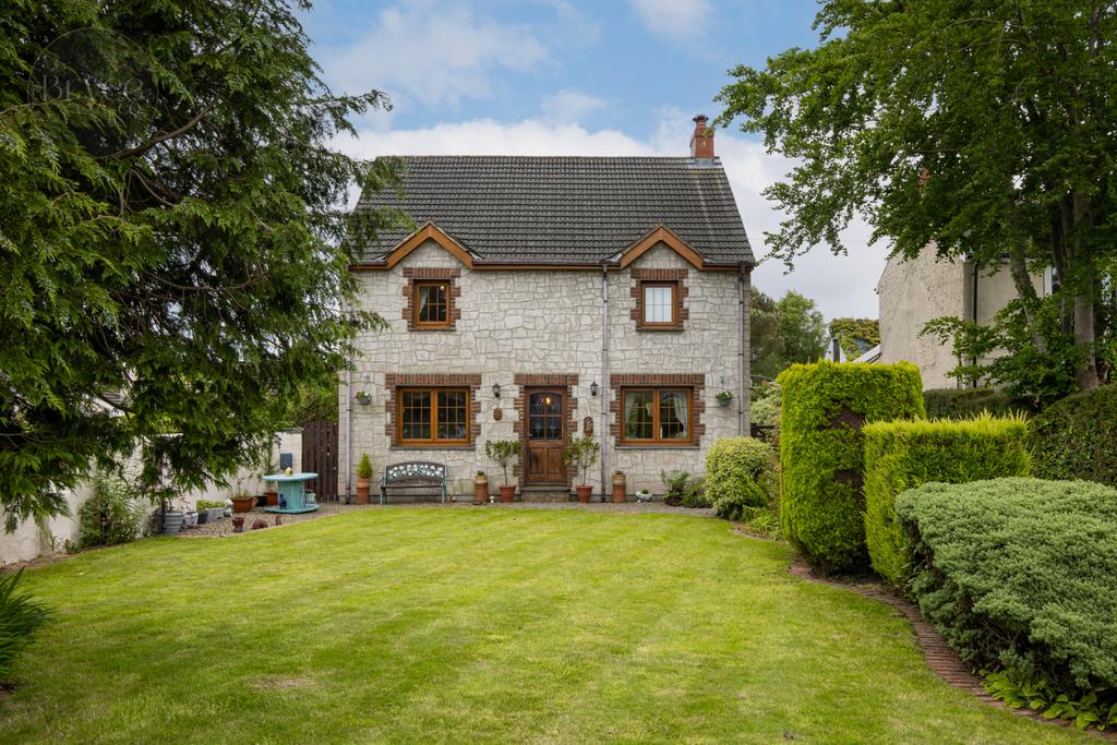 4 Pill Road, Haverfordwest SA62 5 bed detached house for sale £480,000
