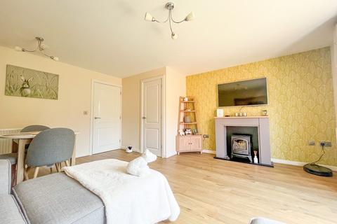 3 bedroom end of terrace house to rent, Bushy Road, Patchway, Bristol, Gloucestershire, BS34