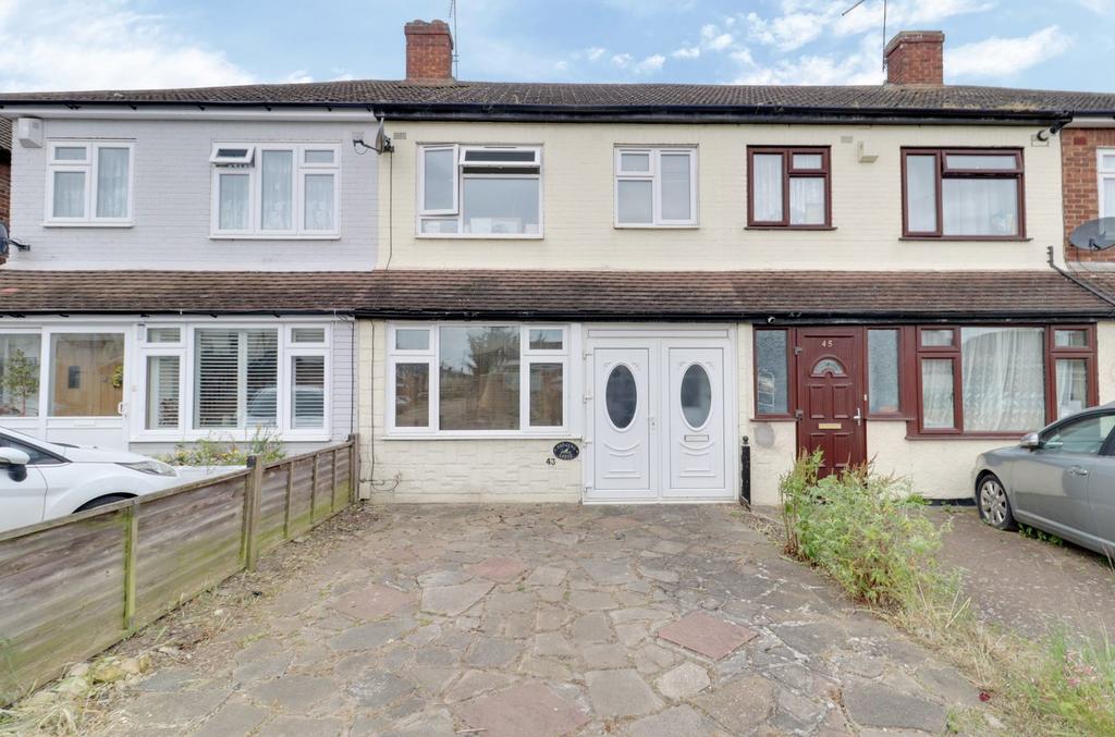 Berwick Road, Rainham RM13 3 bed terraced house for sale £375,000