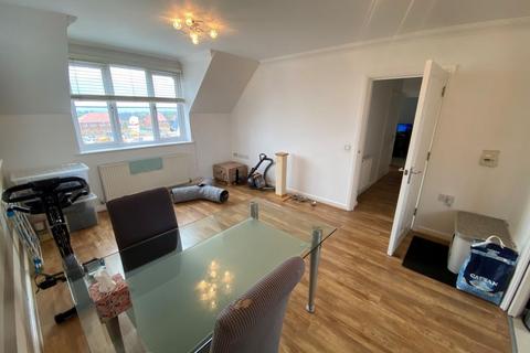 2 bedroom flat for sale, Saddlers Mews, Ramsgate, CT12