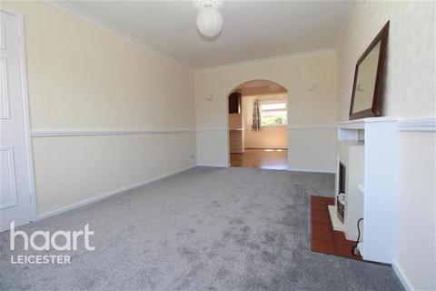 3 bedroom semi-detached house to rent, Millers Green, Burbage