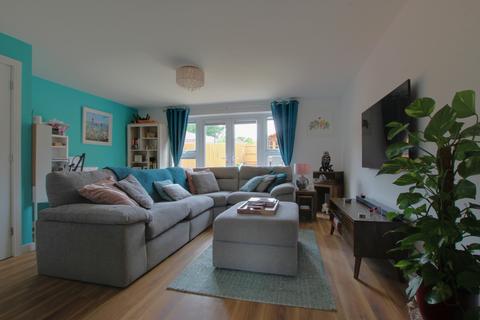 3 bedroom terraced house for sale, Woodlands Avenue, Rowland's Castle