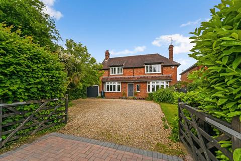 4 bedroom detached house for sale, Headley Road, Liphook, Hampshire