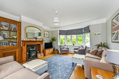 60 Headley Road, Liphook, GU30 7NP
