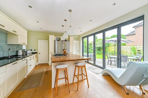 60 Headley Road, Liphook, GU30 7NP