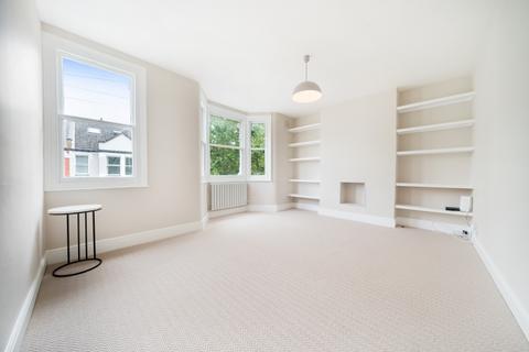2 bedroom apartment to rent, Farlton Road London SW18