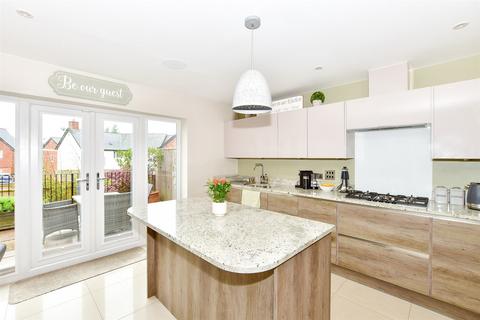 4 bedroom semi-detached house for sale, Dads Hill, Heathfield, East Sussex