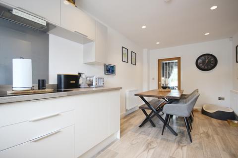 13 Lock View, Rudheath, Northwich, CW9 7YT