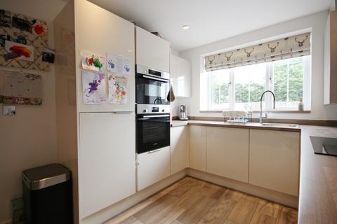13 Lock View, Rudheath, Northwich, CW9 7YT