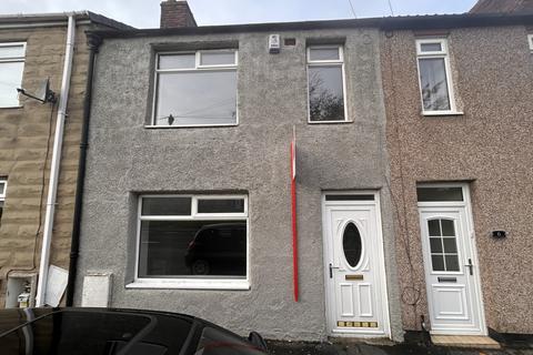 3 bedroom terraced house to rent, High Street, Carrville, Durham, DH1