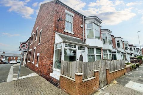 6 bedroom terraced house for sale, West Park Road, West Park, South Shields, Tyne and Wear, NE33 4LB