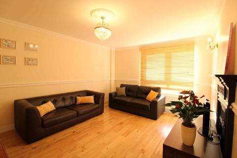 4 bedroom terraced house for sale, Hemp Walk, London SE17