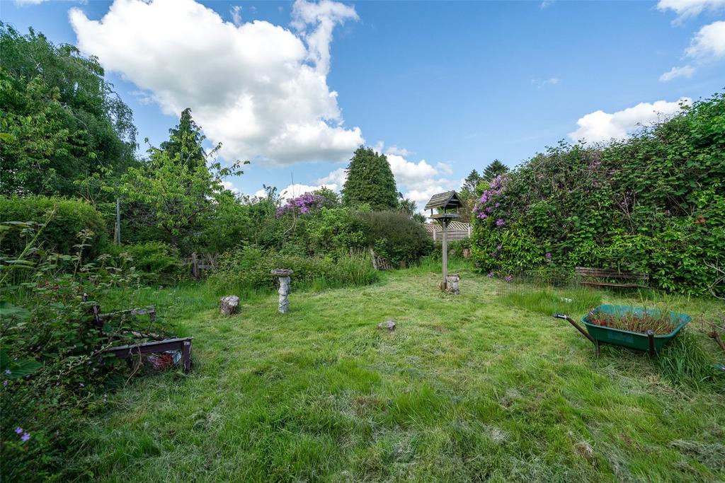 Newlands Lane, Meopham, DA13 3 bed bungalow for sale £475,000