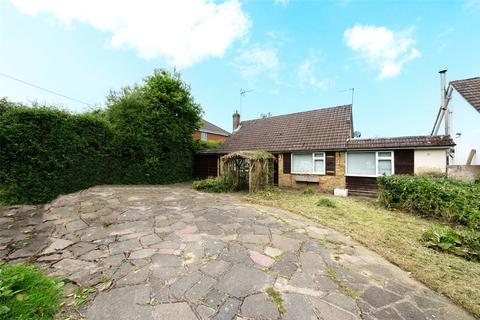 3 bedroom bungalow for sale, Newlands Lane, Meopham, DA13