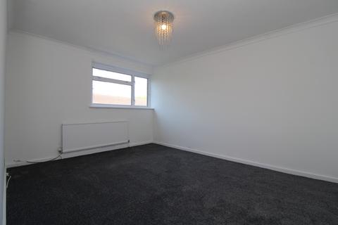 3 bedroom terraced house to rent, Southwark Close, Stevenage SG1