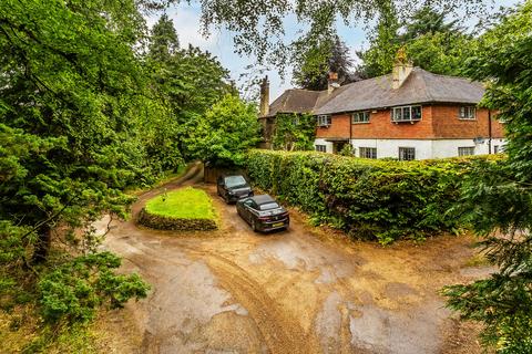6 bedroom detached house for sale, Brassey Road, Oxted, RH8