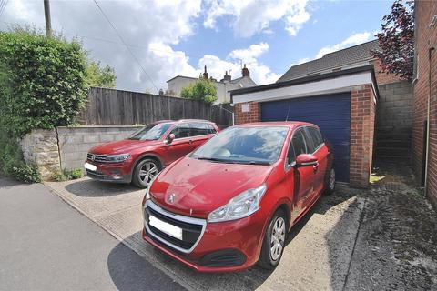 4 bedroom detached house for sale, Middle Street, Uplands, Stroud, Gloucestershire, GL5