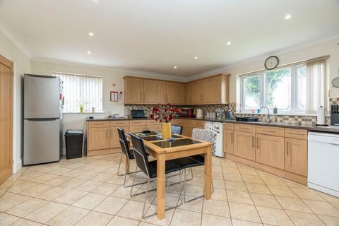 4 bedroom detached bungalow for sale, Broadgate, Wrangle, Boston, PE22